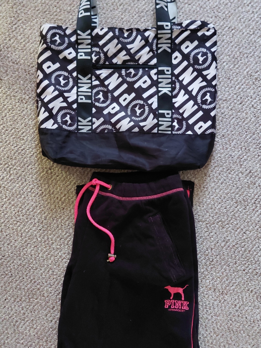 Victoria's Secret PINK Black & White Logo Tote with Black/Pink Sweatpants (L)Set